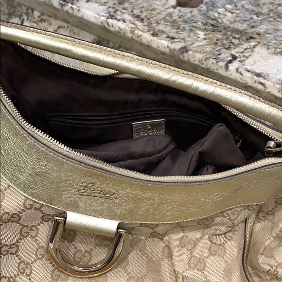 Gucci Bag - Picture 2 of 2